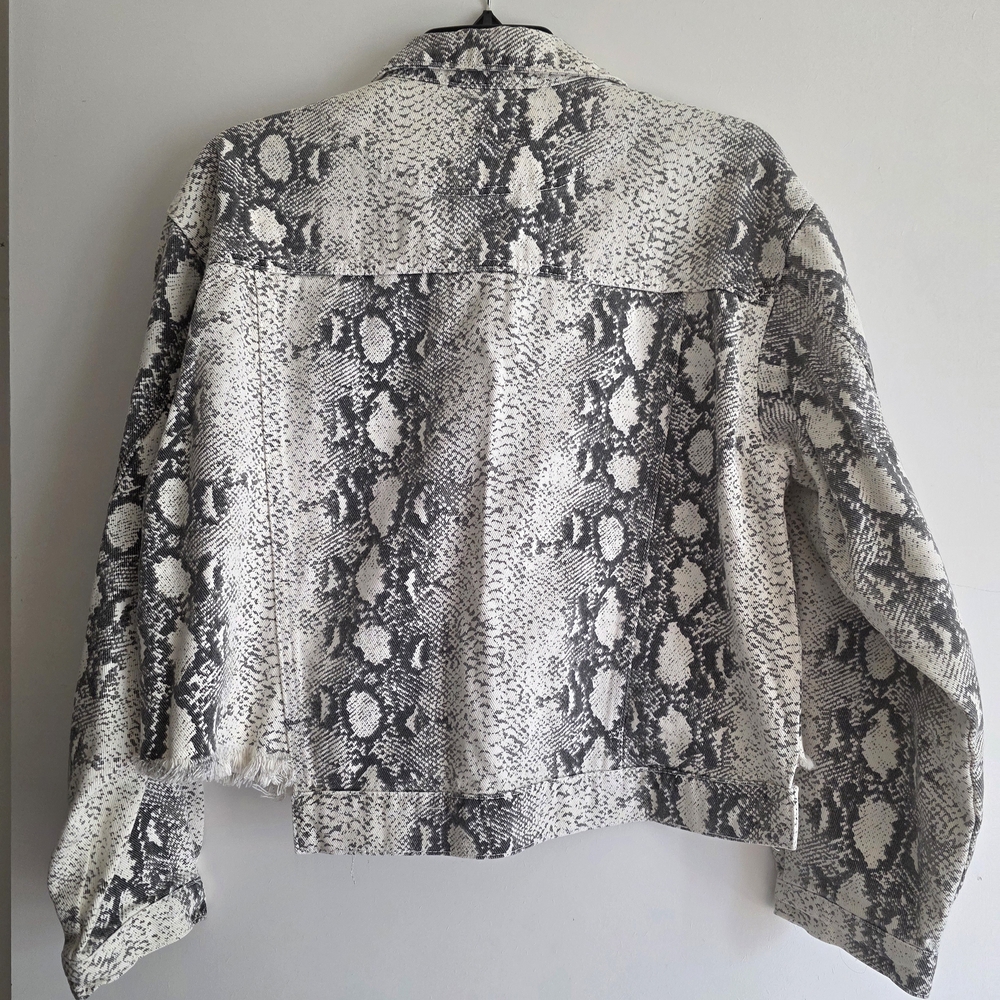 POL Monochrome Snake Print Jacket - Picture 2 of 7